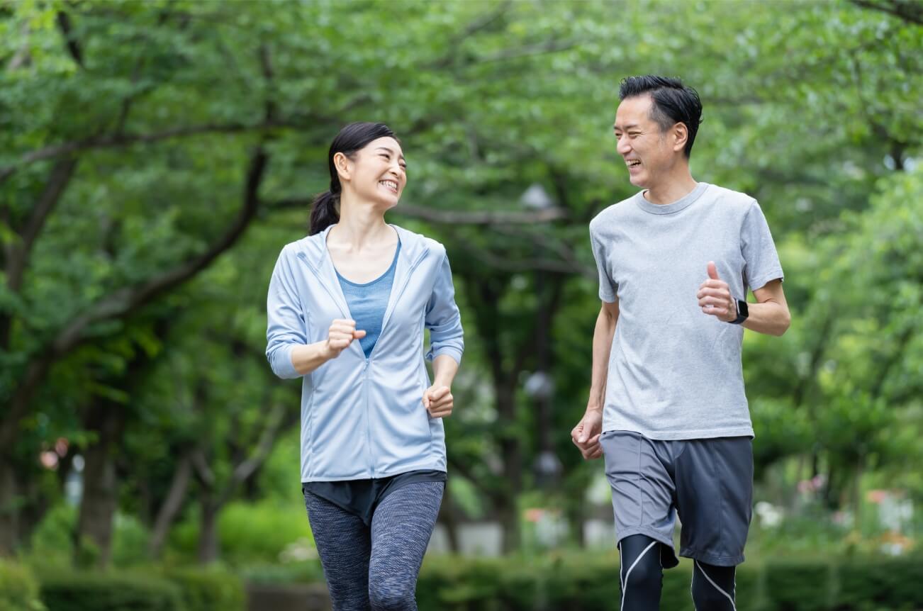 ランニングしている夫婦